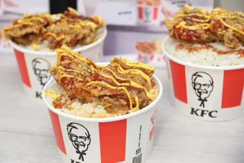 ▲肯德基請來《黑白大廚》崔鉉碩開賣「韓式起司脆雞飯」。（圖／記者陳明安攝）