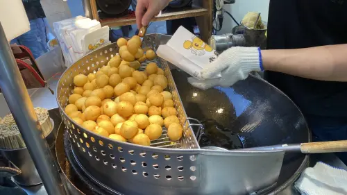 ▲地瓜球是台灣夜市經典小吃之一，近年來也紅到國外，成為外國觀光客來台必吃的美食之一。（圖／取自photoAC）