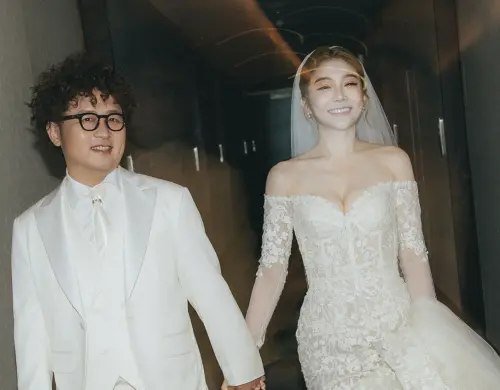 ▲納豆（左）與依依（右）的婚禮，演藝圈賓客雲集，成為外界矚目盛事。（圖／摘自依依 陳依依Sherry臉書）