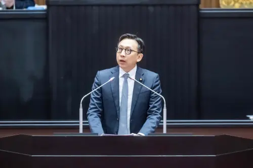 葛如鈞留言區「深夜狂歡」！本尊親點台灣人對這事意外敏銳
