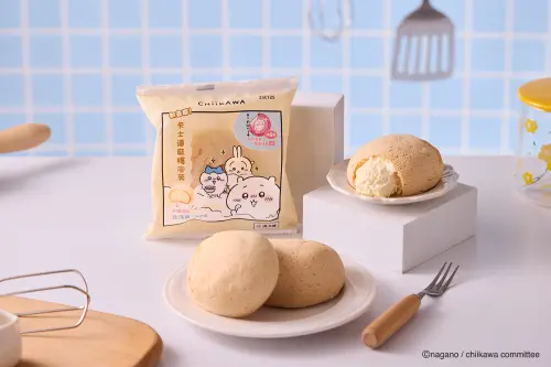 不只GU要搶!UNIQLO也聯名「吉伊卡哇」 7-11麻糬泡芙送閃亮貼紙 ▲7-11「吉伊卡哇卡士達麻糬泡芙」開搶!6款「閃亮貼紙」盲盒免費送。(圖/SUNFRIEND MOUTH提供)