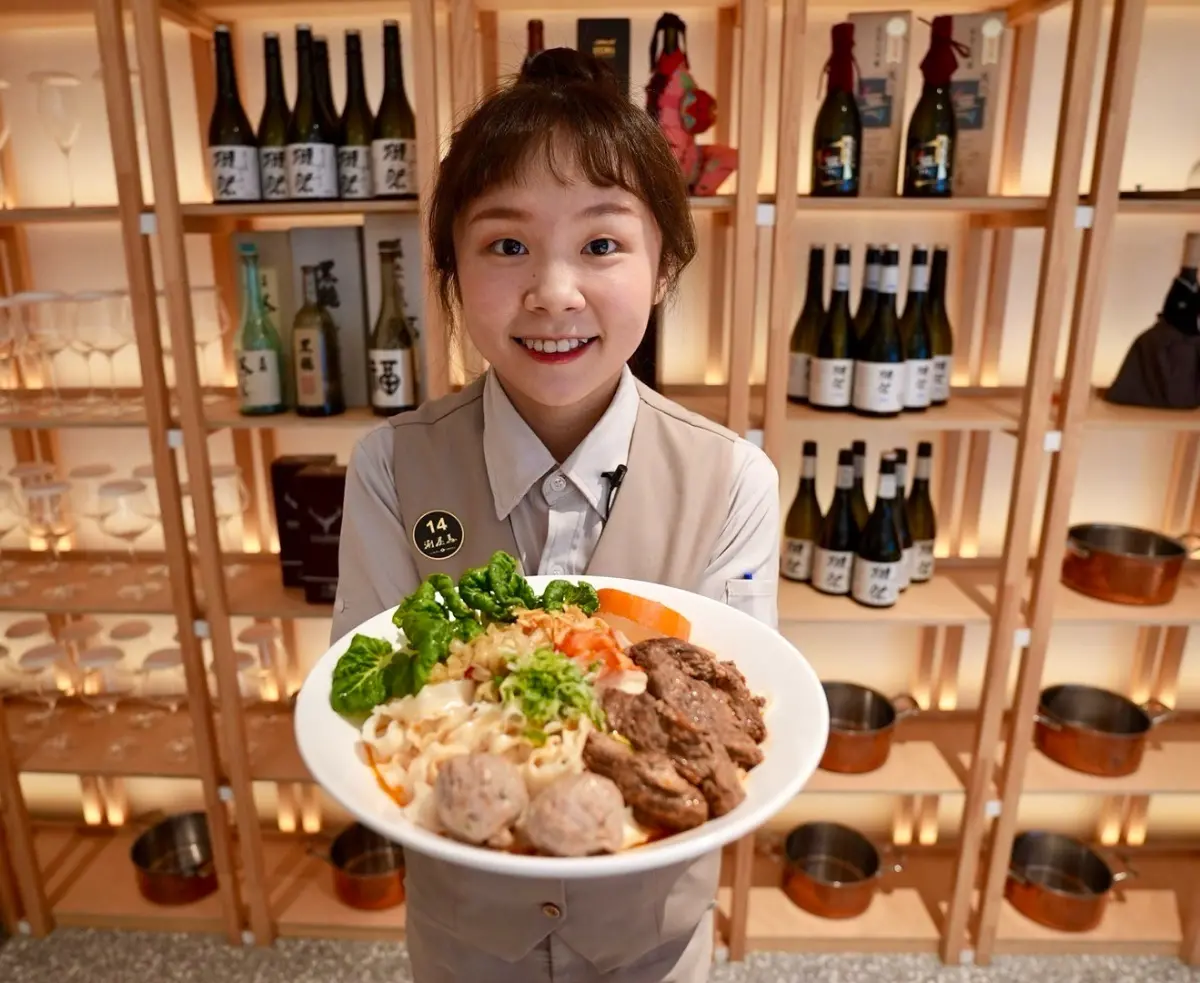 ▲屋馬餐飲集團旗下三大品牌，即日起至7月底限時推出美國菲瑞牛肉專屬餐食。（圖／業者提供）