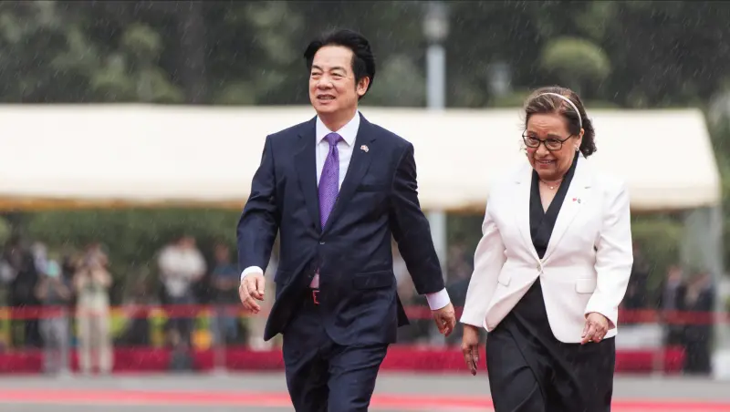 與賴清德冒雨走紅毯！馬紹爾總統喊：支持台灣參與國際