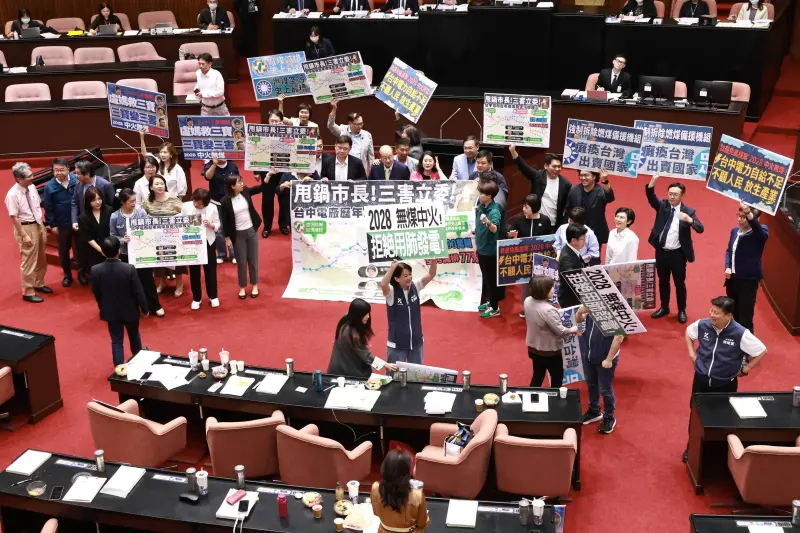 快訊／立院表決「2028無煤中火」　藍白人數優勢輾壓通過