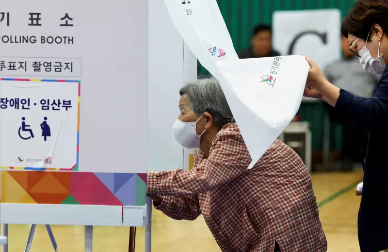 1904年出生人瑞也堅持投票！韓國大選最年長選民：盼選出偉大領袖