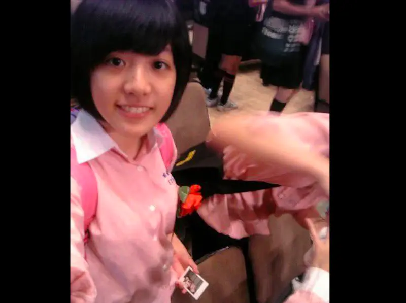 「學姊」黃瀞瑩高中清純制服照曝光　網暴動：怎麼都沒變
