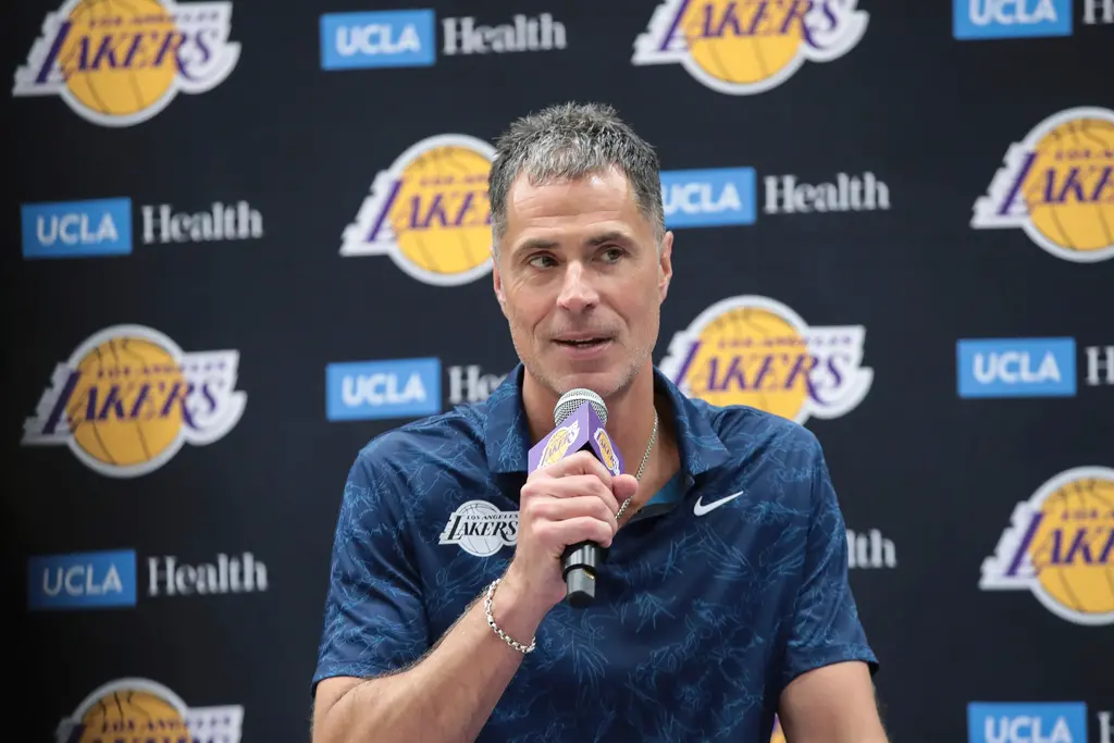 湖人市值5年翻一倍！NBA為何「通貨膨脹」？專家曝：經營模式改變