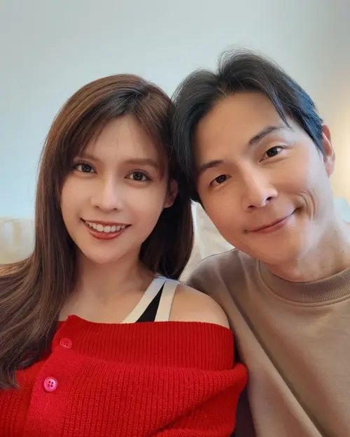 ▲孫協志(右)才剛與夏宇童(左)完婚。(圖/翻攝自孫協志臉書) ▲孫協志(右)才剛與夏宇童(左)完婚。(圖/翻攝自孫協志臉書)