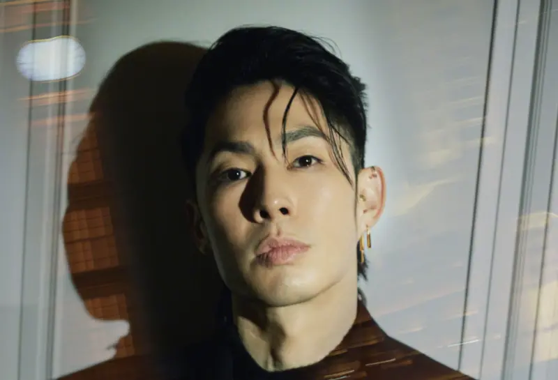 ▲吳建豪（如圖）是男團F4成員，過去曾和徐若瑄有過一段情，後來和百億千金石貞善結婚，離婚時鬧得相當難看。（圖／翻攝自吳建豪微博）