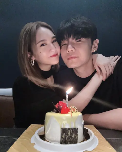 ▲李榮浩（右）與楊丞琳（左）（圖／翻攝自楊丞琳IG）