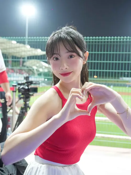 ▲金娜妍（如圖）接受專訪，透露自己是李多慧的鐵粉，對於能夠與她同隊感到十分開心與榮幸。（圖／讀者提供）