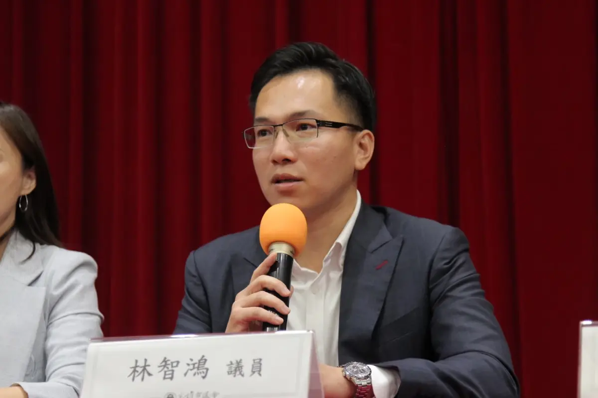 批高雄人用肺發電 林智鴻：柯志恩搞雙標