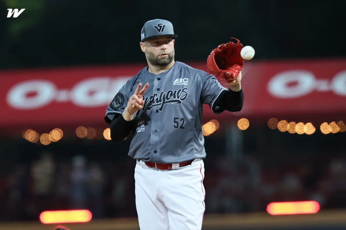 ▲味全龍「本土洋投」伍鐸本季控球達到爐火純青境界，累積43.2局中僅投出4次保送，保送率低到僅有2.26%，加上近年成功轉型為二縫線、伸卡球投手，堪稱中職「控球魔術師」。（圖／味全龍提供）