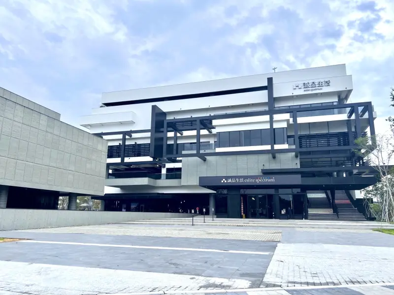 ▲誠品生活進駐台南南區，提升區段商機與房市能見度。（圖／台灣房屋提供）