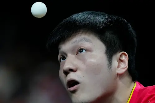 ▲男單霸主樊振東，在為國家燃燒殆盡、完成了「大滿貫」後，最終選擇在巔峰之際長時間休息，即使後來復出也選擇遠赴德國聯賽打球。（圖／美聯社／達志影像）