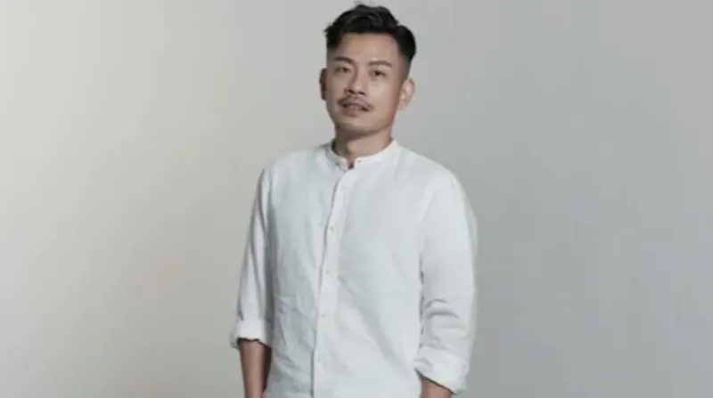 ▲YouTuber「77老大」169萬訂閱頻道遭盜用，對方利用頻道假造「虛擬貨幣」直播，疑似遭到詐騙首腦盯上，讓77老大傻眼喊：「我應該怎麼辦？」（圖／17LIVE提供）