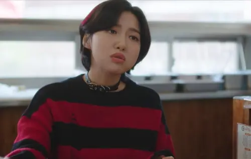 《非常律師禹英禑》朱賢英出車禍！趕拍戲高速公路被撞　工作喊卡
