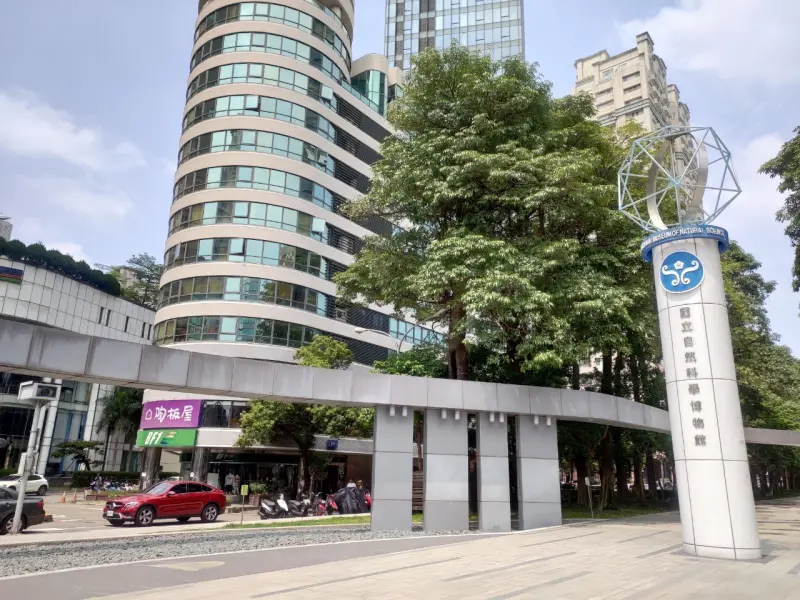 ▲面對川普對等關稅，台中傳統蛋黃區西區聚集大量中小企業主自用或置產族群，態度普遍轉趨保守，不過如果決定要賣房，通常具備誠意和議價空間。（圖／信義房屋提供）