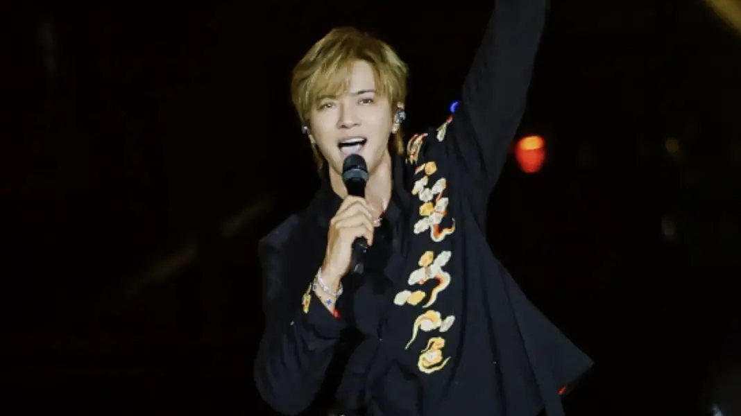 ▲羅志祥（如圖）本月2日赴中國福州擔任「武俠百年特展」壓軸嘉賓，與詠春拳「第七代傳人」鄭忠大師在台上切磋，2人以武會友、以舞互動，台下觀眾掌聲驚呼連連。（圖／無惧國際娛樂提供）