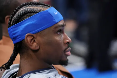 ▲NBA總冠軍賽G1中，印第安那溜馬在客場以111：110逆轉奧克拉荷馬雷霆，系列賽取得1：0領先。賽後知名球評李亦伸分析雷霆輸球原因，點名Shai Gilgeous-Alexander必須挺身而出救主，雷霆才有機會。（圖／美聯社／達志影像）