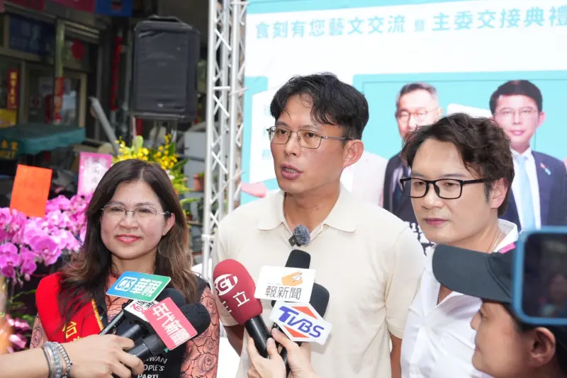 軍人加薪法案延至6/10三讀　黃國昌喊支持：國軍弟兄應有更好待遇