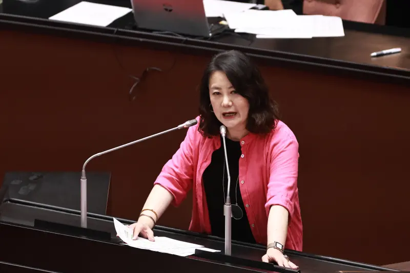 罷綠雙吳都失敗了！吳思瑤講到這段忍不住眼淚