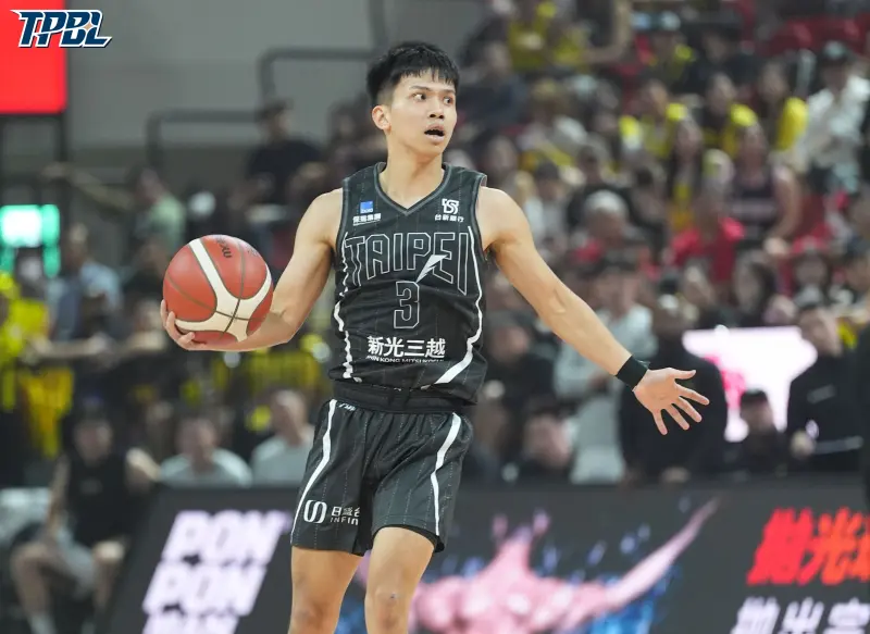 ▲TPBL台灣職籃大聯盟臺北台新戰神今（7）日在主場和平籃球館以93：101輸給新北國王，系列賽0：4遭到橫掃，加上去年在總冠軍賽以0：4輸給台啤永豐雲豹，球隊賽季結束前的最後一個系列賽，目前總計是0勝8敗。賽後球隊主帥許皓程以及總經理林祐廷也做出反省和總結。（圖／TPBL提供）