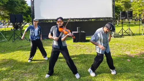 ▲林子安今(7)日在駁二碼頭公益演出。(圖/翻攝畫面) ▲林子安今(7)日在駁二碼頭公益演出。(圖/翻攝畫面)