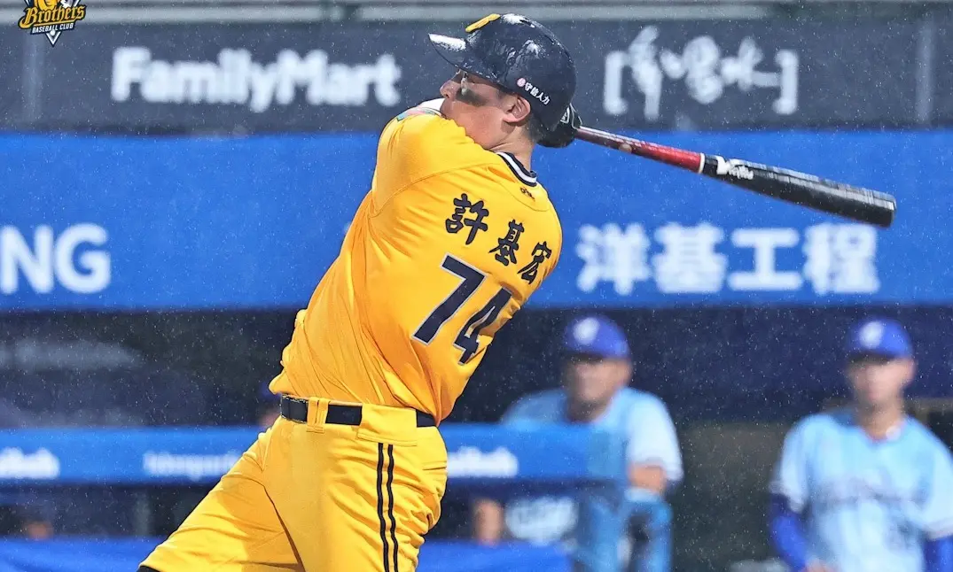 ▲中信兄弟許基宏敲出單場3響砲，助隊以12：2輕取富邦悍將。（圖／中信兄弟提供）