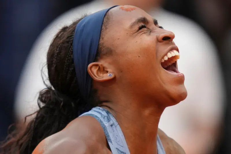 快訊／Coco Gauff逆轉球后Sabalenka！2：1勇奪首座法網女單冠軍
