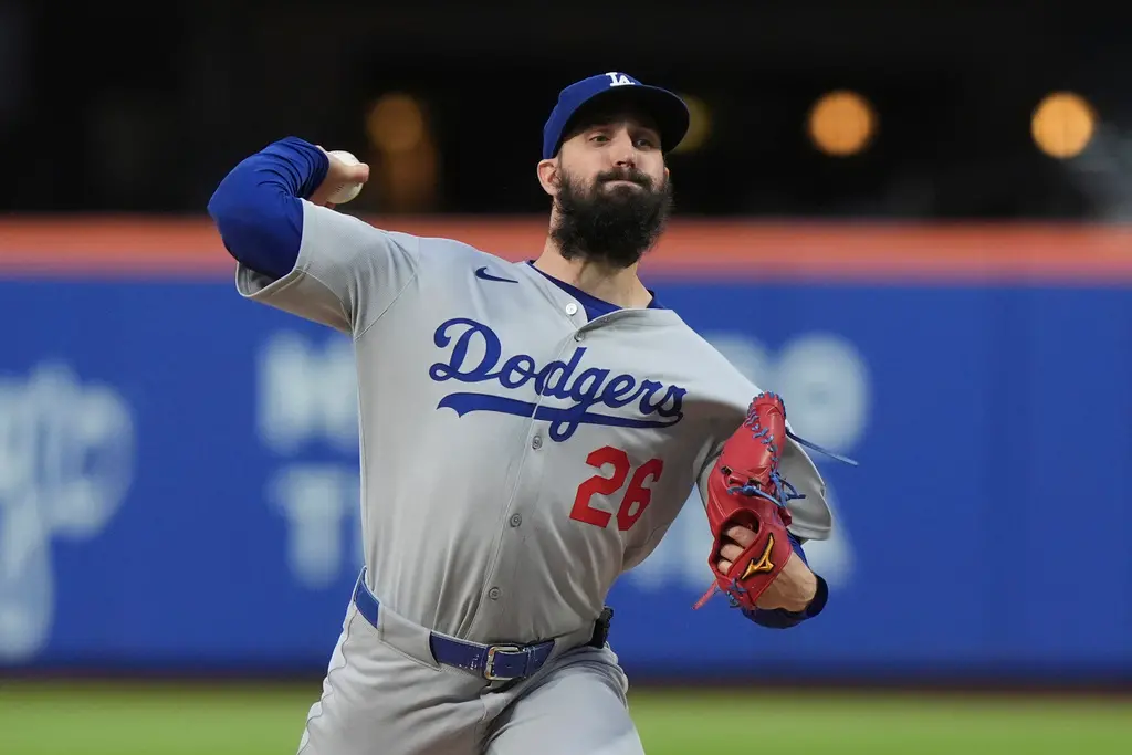 ▲曾在2022年單季拿到16勝1敗的強投Tony Gonsolin因右肘不適，被放入15天傷兵名單，包含Blake Snell、Tyler Glasnow與佐佐木朗希在內，道奇已有14名投手躺在傷兵名單，恐得盼望大谷翔平提早復出救場。（圖／美聯社／達志影像）