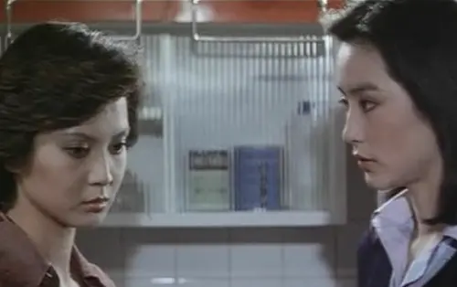 ▲謝玲玲(左)曾在瓊瑤電影《月朦朧鳥朦朧》與林青霞(右)有多場對手戲。(圖/摘自IMDb) ▲謝玲玲(左)曾在瓊瑤電影《月朦朧鳥朦朧》與林青霞(右)有多場對手戲。(圖/摘自IMDb)