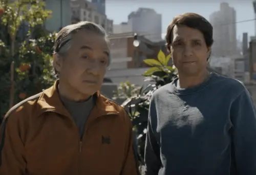 ▲成龍（左）與《小子難纏》系列男主角雷夫馬奇歐首度在銀幕上合作。（圖／摘自IMDb）