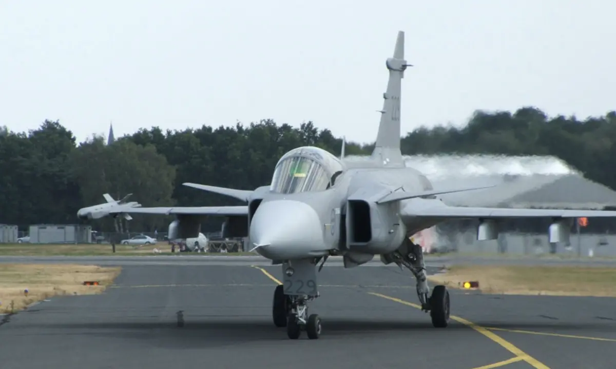 ▲泰國決定向瑞典採購最新型薩博JAS-39E/F「獅鷲」戰鬥機。（圖／翻攝自維基百科）