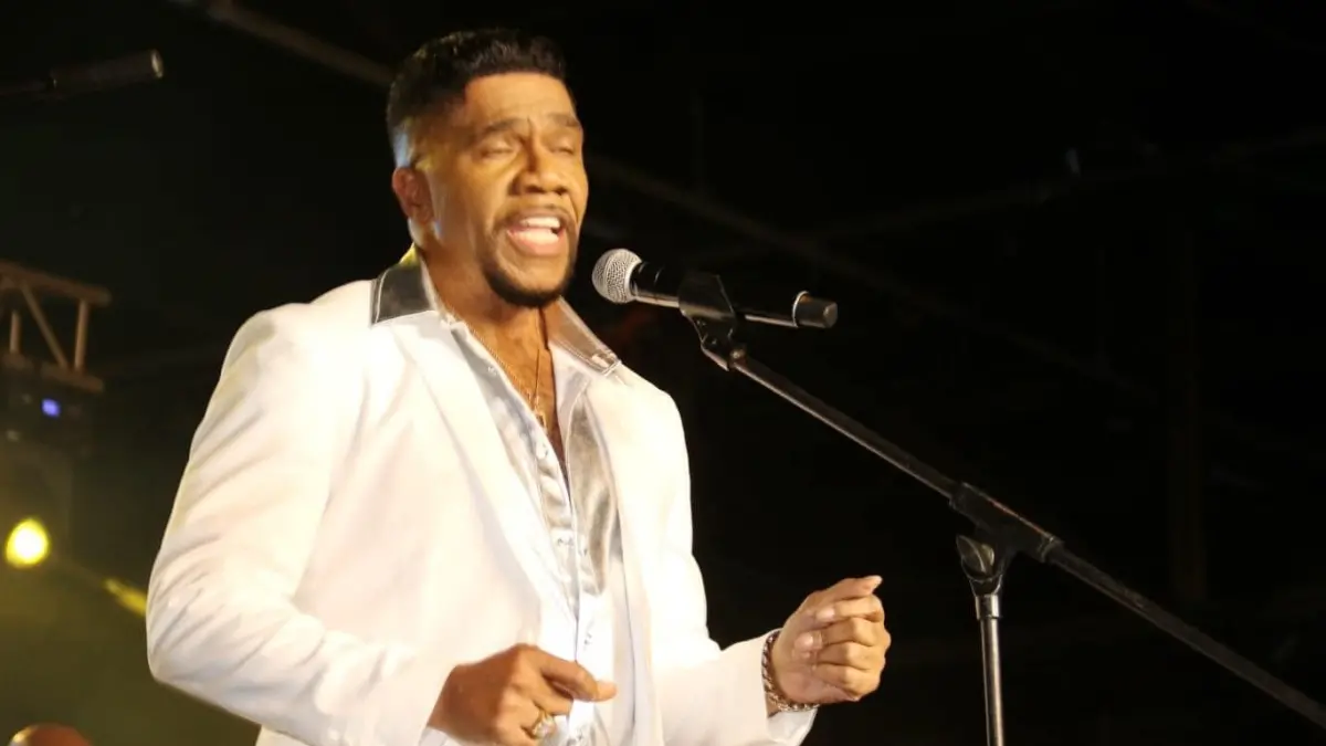 ▲美國傳奇R&B樂團「Atlantic Starr」創團成員韋恩劉易斯（如圖）近日驚傳離世，享壽68歲，消息由樂團證實，而在YouTube上超過6000萬次播放量的神曲〈Secret Lovers〉也因為他的離世成絕響。（圖／翻攝自Atlantic Starr臉書）