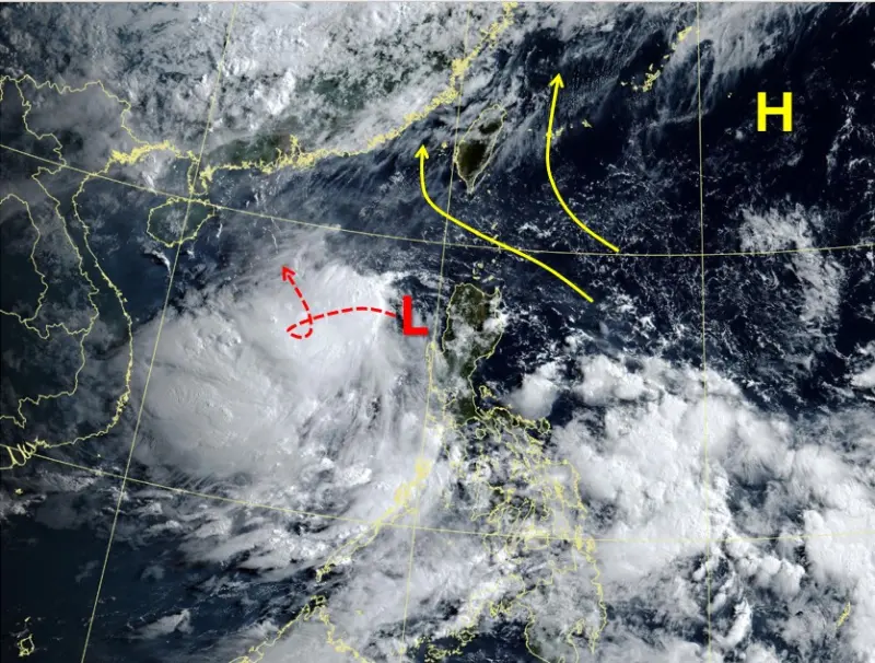 ▲今年第1號颱風「蝴蝶」最快明天生成，路徑朝廣東移動，台灣會受到外圍環流影響出現雨勢。（圖／中央氣象署）