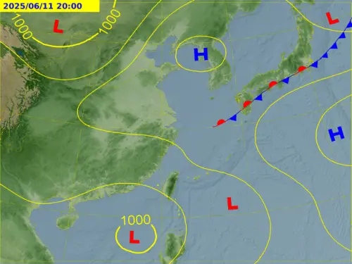 颱風蝴蝶有機會在南海生成,目前路徑預估朝廣東、海南島機率較大。(圖/中央氣象署) ▲颱風蝴蝶有機會在南海生成,目前路徑預估朝廣東、海南島機率較大。(圖/中央氣象署)