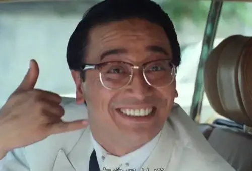 ▲曹查理過去在香港影壇除了三級片外,還常在喜劇片中扮演奸惡反派,有不少搞笑演出。(圖/摘自微博) ▲曹查理過去在香港影壇除了三級片外,還常在喜劇片中扮演奸惡反派,有不少搞笑演出。(圖/摘自微博)