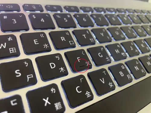 鍵盤按鍵「多一條線」有啥用途？廠商公布答案　全場讚：長知識了
