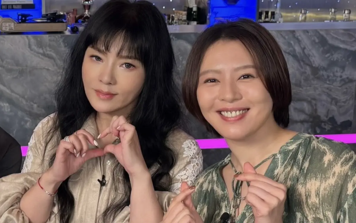 ▲劉品言（右）宣布和連晨翔結婚、懷孕喜訊，之前她曾作客「國師」唐綺陽的節目，聊到感情事完全被算準準。（圖／翻攝自唐綺陽臉書）