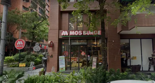 ▲摩斯漢堡「汐止夢想社區門市部」在3、4月開出200萬元發票大獎。