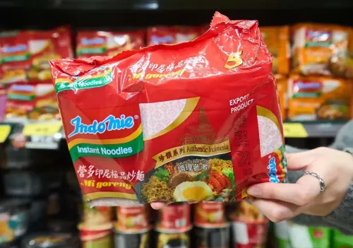 ▲「營多珍饌系列印尼極品炒麵」擠下一堆韓系泡麵，奪得亞軍之位。（圖／家樂福提供）