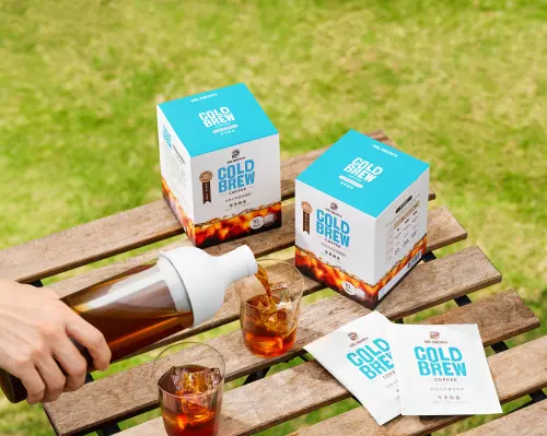 伯朗咖啡全新推出「Cold Brew冷萃濾泡咖啡」,平均單杯只要14元。(圖/官方提供) ▲伯朗咖啡全新推出「Cold Brew冷萃濾泡咖啡」,平均單杯只要14元。(圖/官方提供)