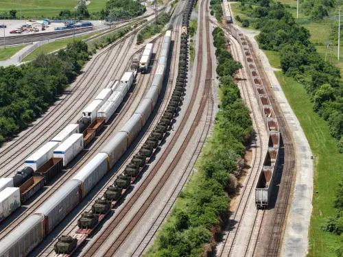 ▲美國總統川普即將在6月14日歡慶79歲生日，而當天也是美國陸軍的成軍紀念日，美軍當天將舉行閱兵遊行，預計動員6500名士兵及50架直升機、150輛坦克等各型車輛參與。（圖／美聯社／達志影像）