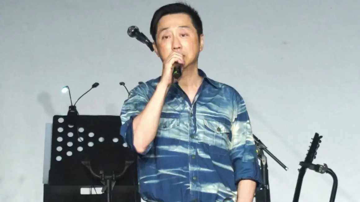 ▲知名音樂人韓賢光上月12日因病驟逝，享壽67歲，親友今（10）日為其舉辦追思音樂會，聚集了康康、庾澄慶（哈林；如圖）、馬毓芬等人到場悼念，而王力宏則以音檔獻聲道盡對他的思念。（圖／讀者提供）