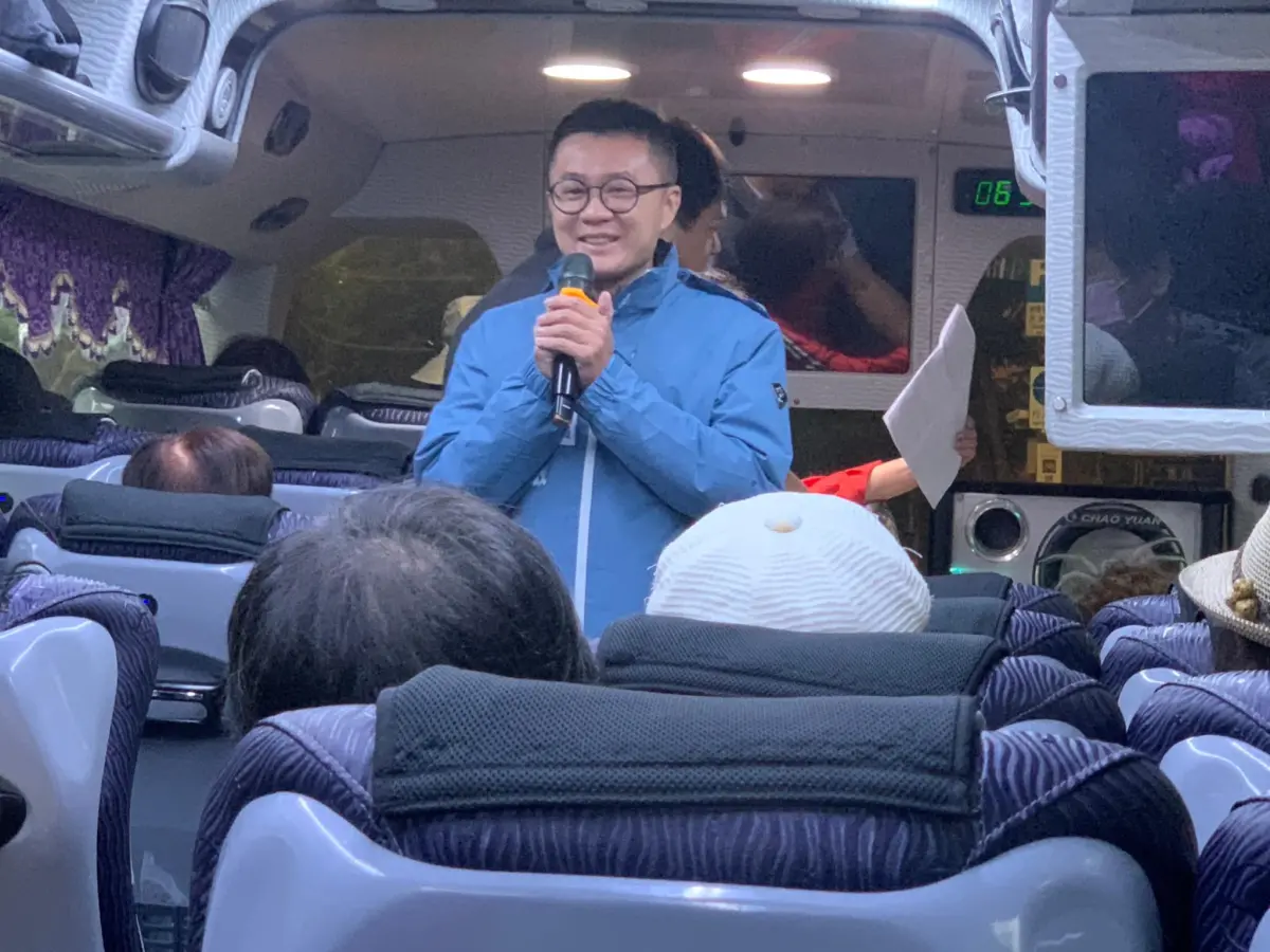 ▲前藍委助理、現台北市議員王欣儀助理林岳龍10日因疑涉共諜案遭到調查。（圖／取自林岳龍臉書）