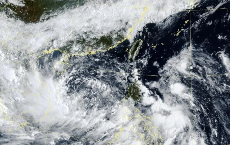 蝴蝶颱風動態！「最新路徑、強度、侵台機率」曝　連3天劇烈降雨