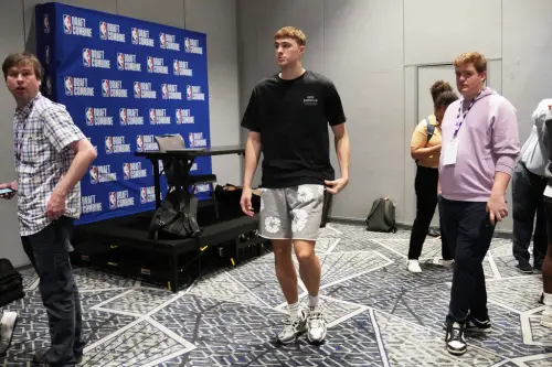 ▲選秀小綠屋完整名單如下：Cooper Flagg、Dylan Harper、Ace Bailey、VJ Edgecombe、Tre Johnson、Khaman Maluach、Jeremiah Fears、Kon Knueppel、Kasparas Jakucionis、Egor Demin、Carter Bryant、Derik Queen與Asa Newell。（圖／美聯社／達志影像）