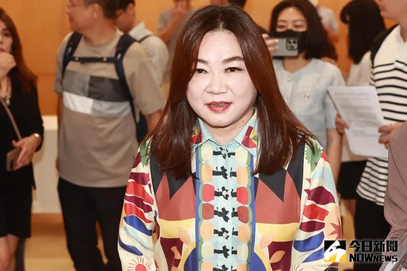 國防部韌性預算浮編列浮濫？馬文君批：水一罐120元、椅子每張5萬