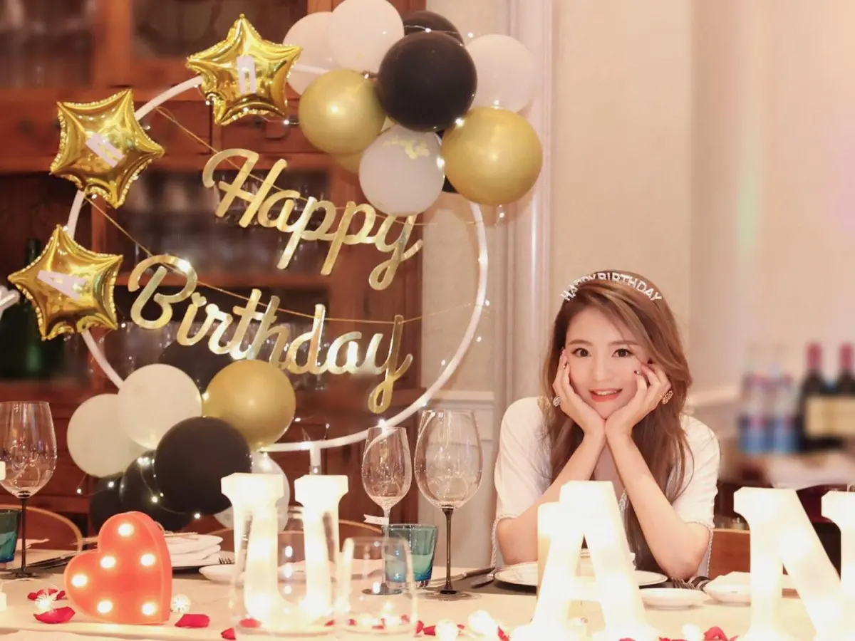 ▲安以軒丈夫的台灣外幣帳戶存有1.9億元，她提告要求銀行給付的金額只有存款總額1％、大約206萬。（圖／翻攝臉書）